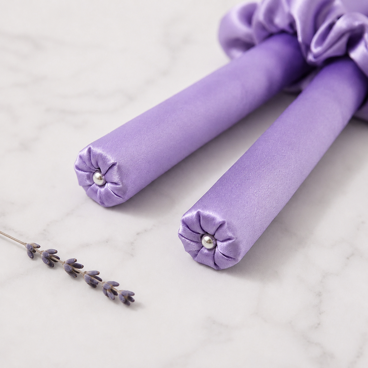 The SoftMorning™ Heatless Overnight Curl Kit